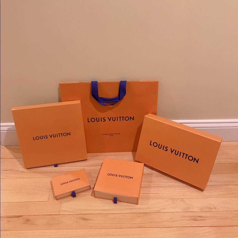 5Pcs Authentic Louis Vuitton Gift Set